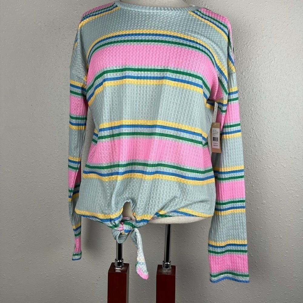 NWT Urbanology Women’s Top 